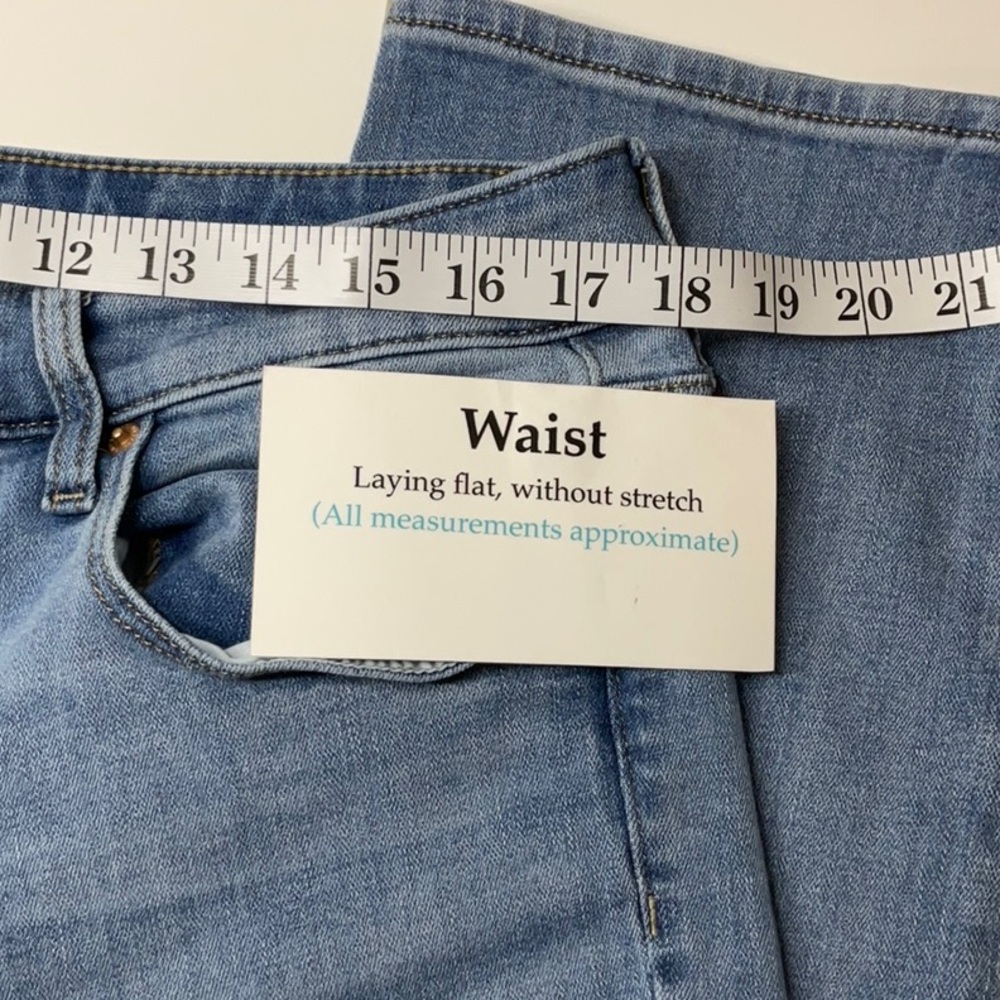Universal Threads High Rise Slim Straight Jeans Light Wash 14/32 SHORT - Picture 6 of 8